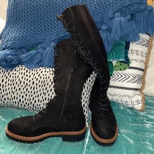 Women’s Size 9 (says 7 on sole) tall black boots New and NEVER WORN